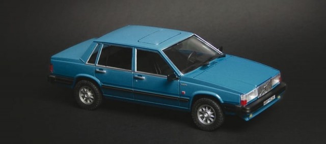 Italeri 1/24 Volvo 760 GLE