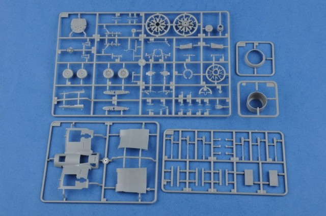 HobbyBoss 1/48 F4U-1 Corsair Early Version