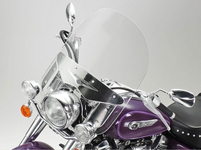 Tamiya 1/12 Yamaha XV1600 Road Star Custom