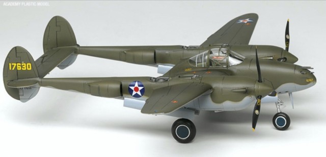 Academy 1/48 P-38F Lightning Glacier Girl