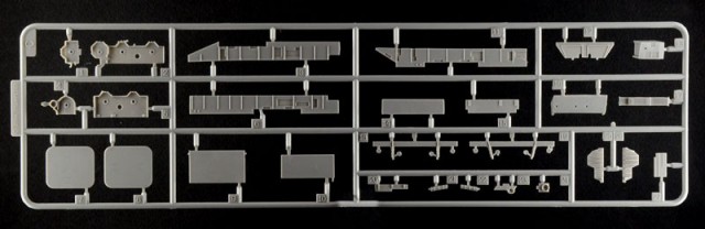 Italeri 1/700 World of Warships USS Essex m/Lim