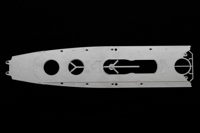 amiya 1/350 Premium Japanese Battleship Yamato