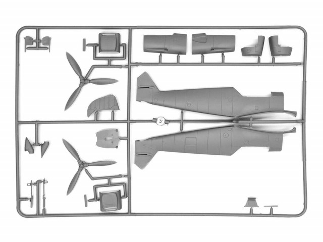 ICM 1/48 WWII Luftwaffe Airfield w/2 Aircrafts and 7 Figures
