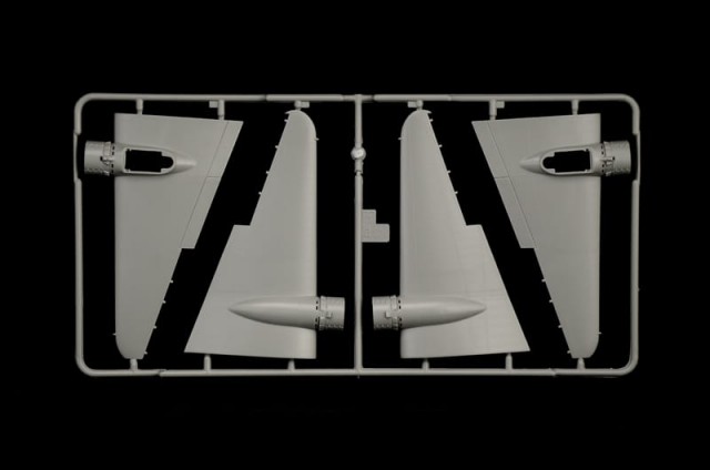 Italeri 1/72 Fiat BR.20 Cicogna - The Battle of Britain 80th Anniversary
