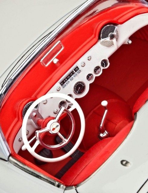 Revell 1/24 Chevrolet Corvette Roadster 1953