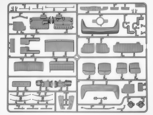 ICM 1/24 Daimler-Benz G4 (1935 Production)