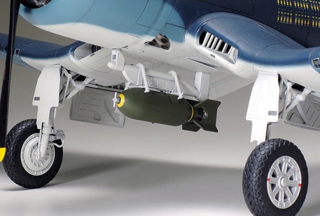 Tamiya 1/32 Vought F4U-1A Corsair 60325