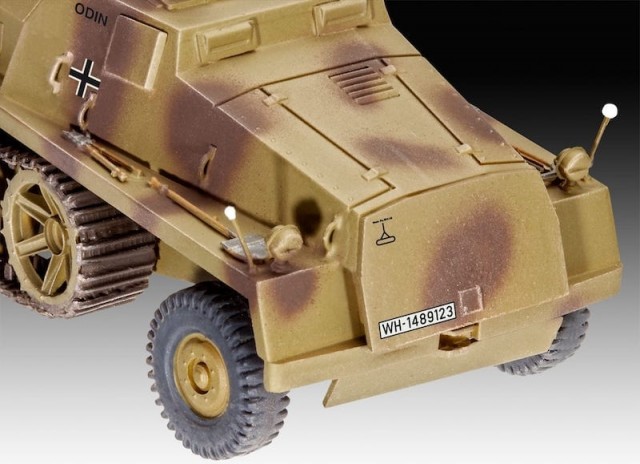Revell 1/72 German sWS with 15cm Panzerwerfer 42