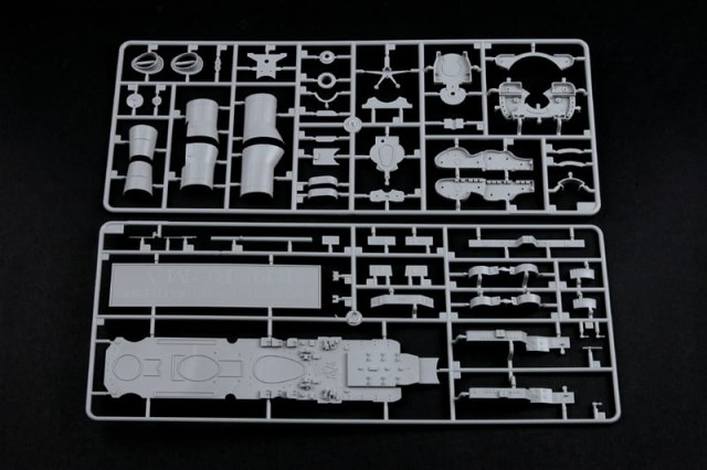 Trumpeter 1/350 Italian Navy Battleship RN Roma