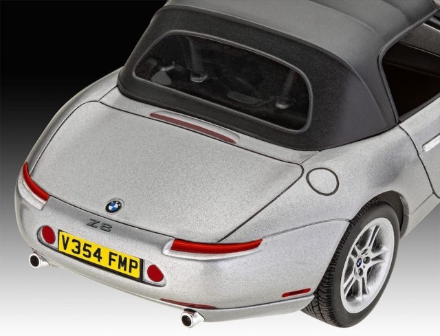 Revell Startsett 1/24 BMW Z8 - James Bond 007 The World Is Not Enough