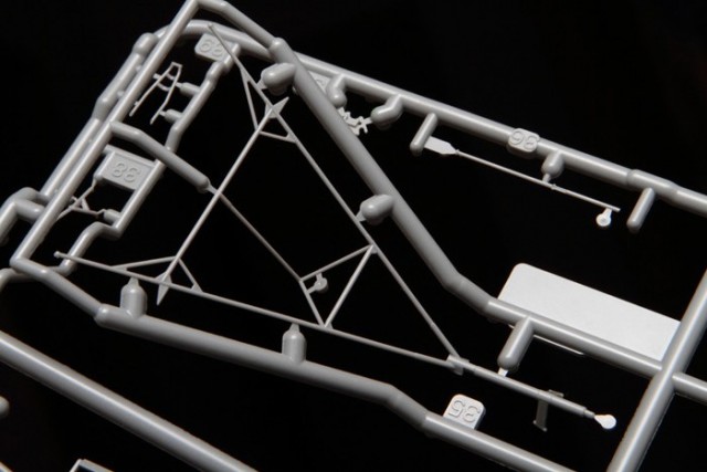amiya 1/350 Premium Japanese Battleship Yamato