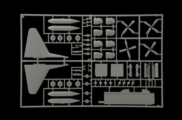 Italeri 1/72 AC-130H Spectre