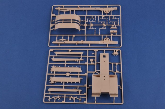 HobbyBoss 1/35 Russian KrAZ-260B Tractor with 5P85TE TEL S-300PMU