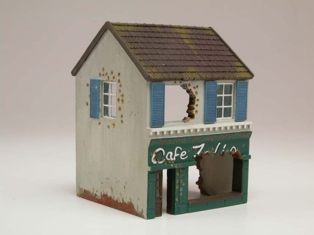 Airfix byggesett 1/76 European Ruined Cafe A75002