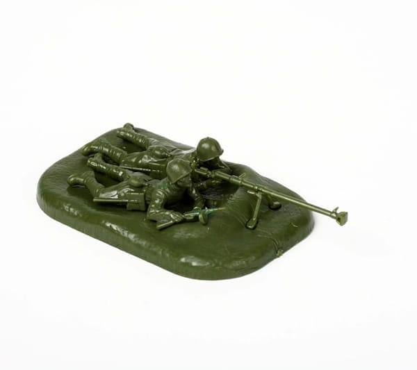 Zvezda 1/72 Soviet Anti-Tank Rifle Team 1941-1943
