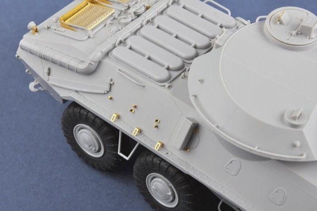 Trumpeter 1/35 Soviet 2S14 Zhalo-S 85mm Anti-Tank Gun