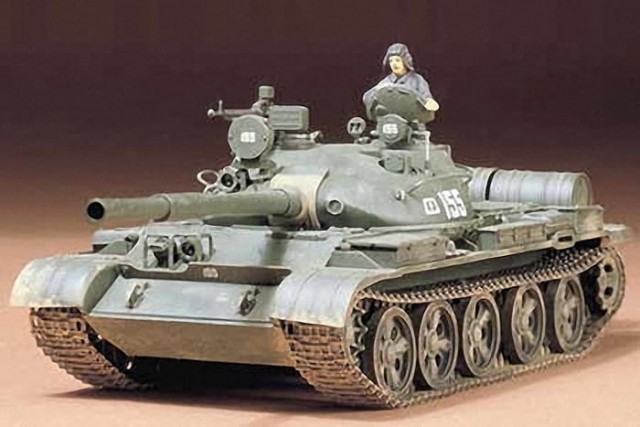 Tamiya 1/35 Russian T-62A Tank