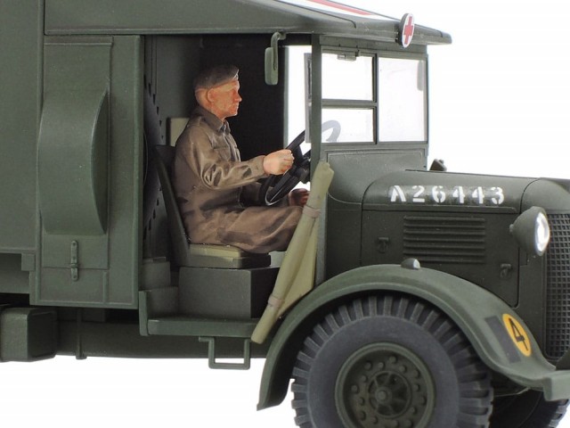 Tamiya 1/48 British 2-Ton 4x2 Ambulance