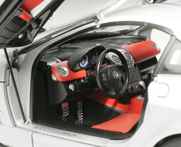 Tamiya byggesett 1/24 Mercedes-Benz SLR McLaren 24290