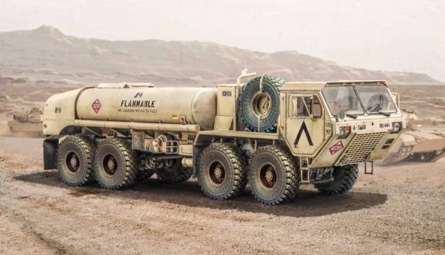 Italeri 1/35 M978 Fuel Servicing Truck