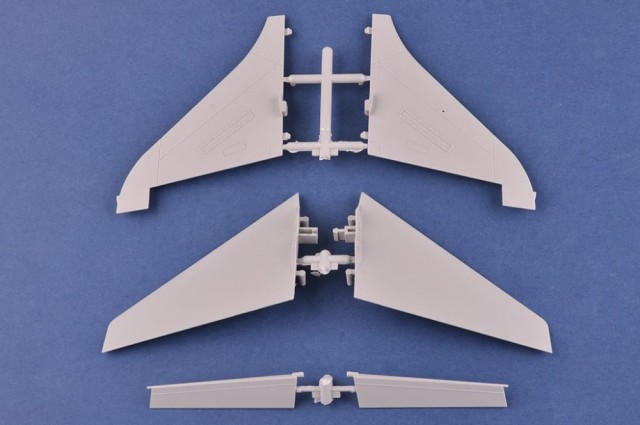 HobbyBoss 1/18 AV-8B Harrier II