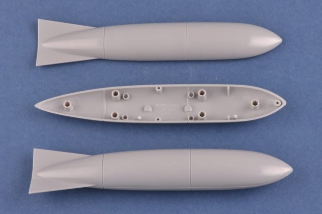 HobbyBoss 1/18 F-86F-30 Sabre