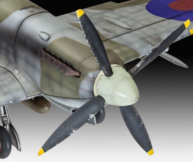 Revell 1/32 Supermarine Spitfire Mk.IXc