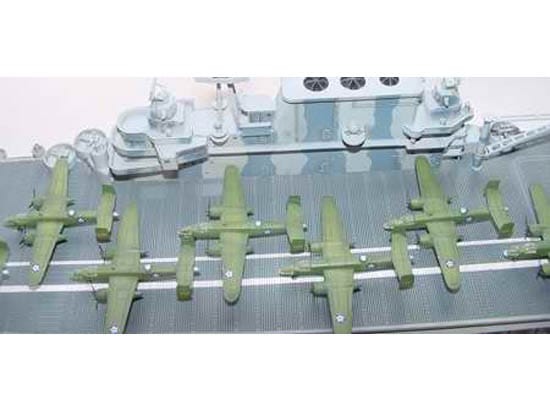 Trumpeter 1/350 U.S Aircraft Carrier CV-8 Hornet