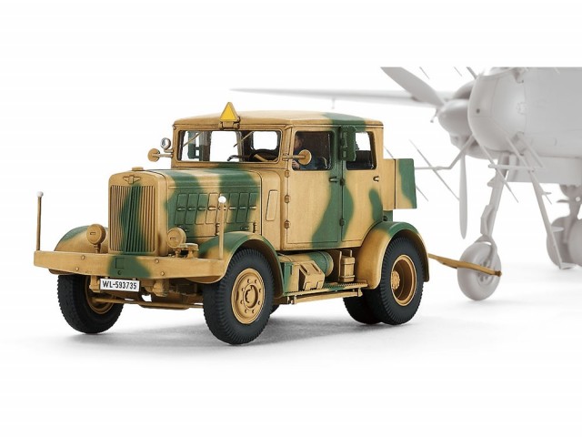 Tamiya 1/48 German Heavy Tractor SS-100