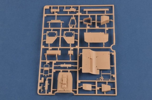 HobbyBoss 1/35 LKW 7t Dump Truck