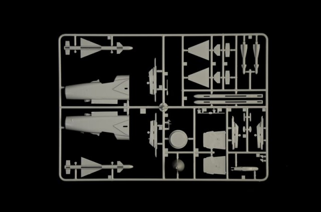 Italeri 1/48 MiG-27/MiG-23BN Flogger