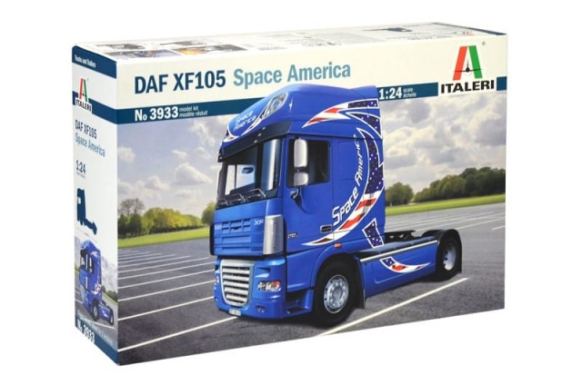 Italeri 1/24 DAF XF105 Space America